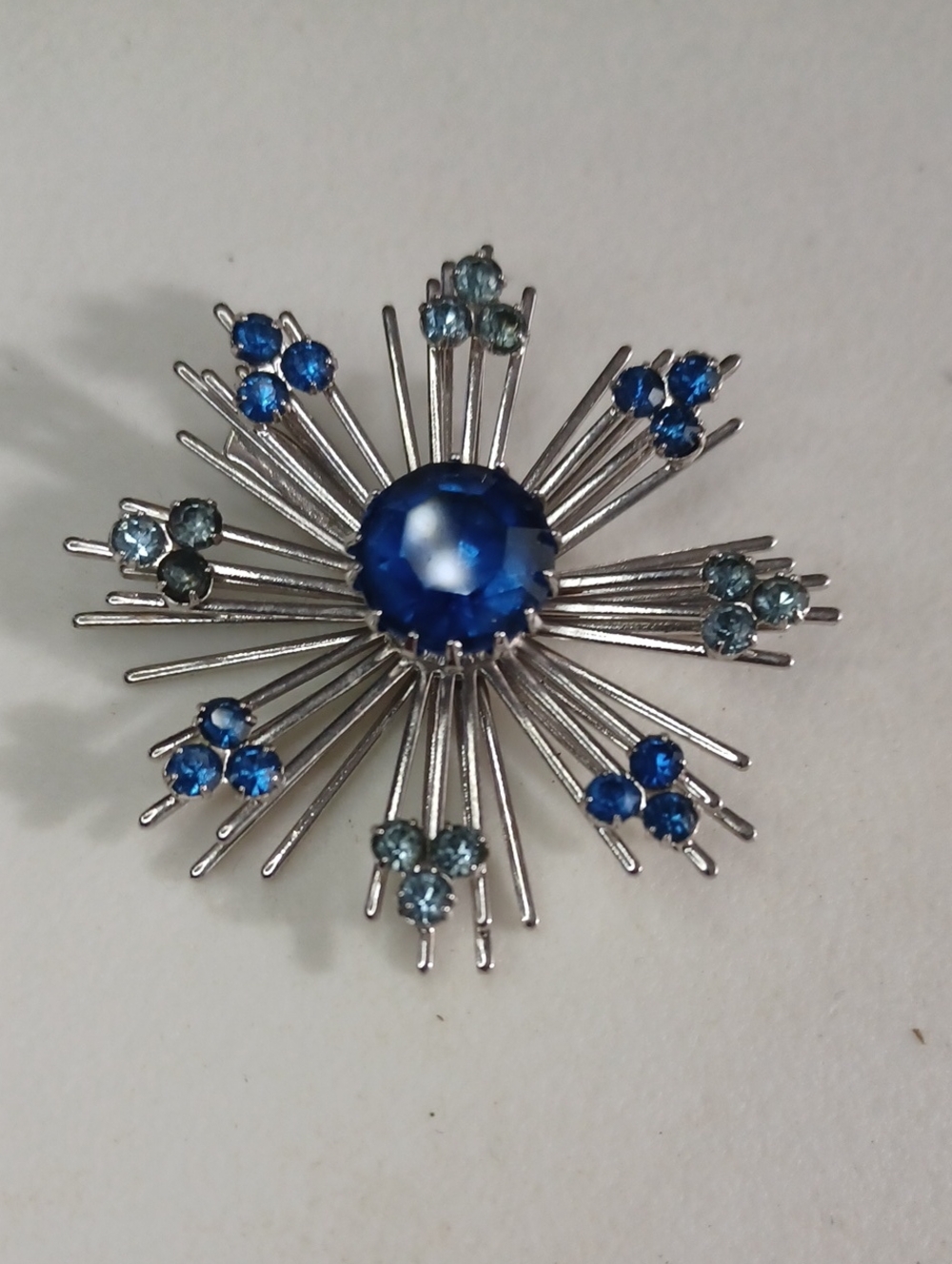 Vintage Sarah Coventry "Starburst" Stunning  Blue Broach